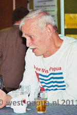 Hans van Zanten droeg zijn T-shirt tijdens de Vogelkop re&uuml; 2010 in Oosterhout